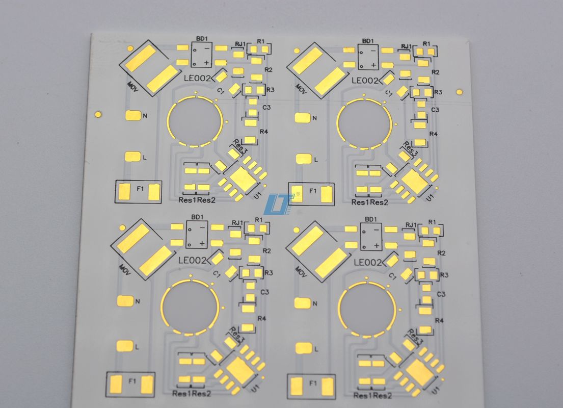 Tamaño duradero 2mm ~ 200mm Placa de PCB cerámica AL2O3 ALN Máscara de soldadura negra