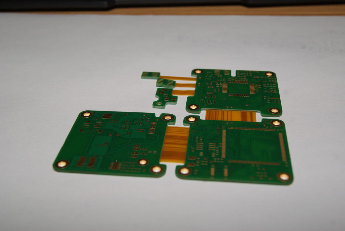 8 milímetros de espacio de línea PCB rígido flexible con archivo Gerber/PCB necesario y 0,075 mm de ancho de línea/espaciado