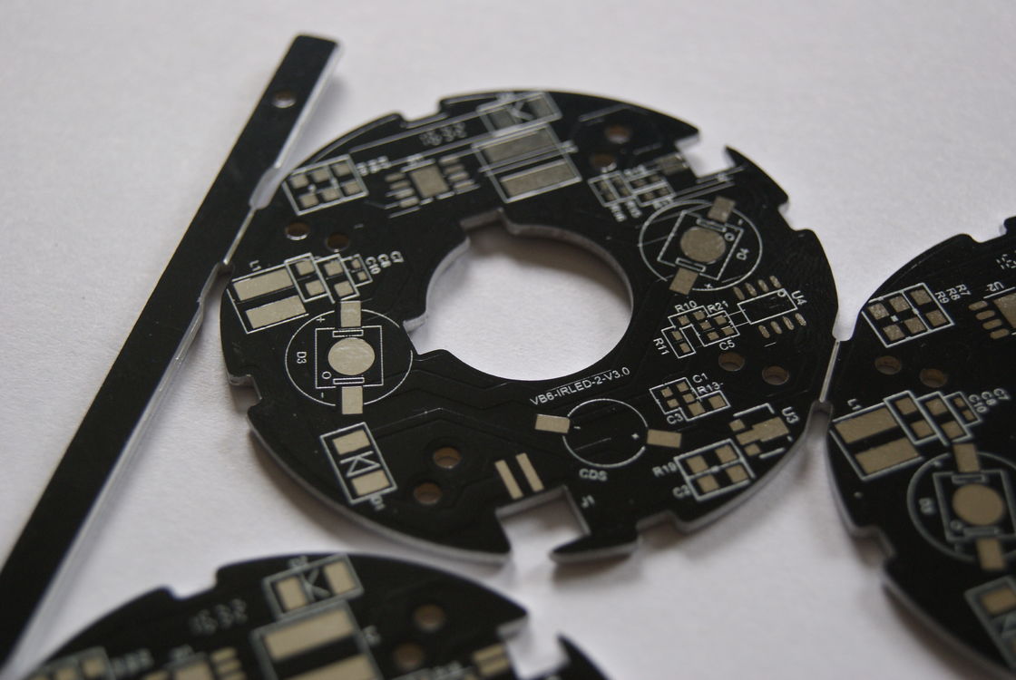 Tensión IMS placa de PCB 3KV Resistir a la superficie de acabado personalizado 0.6-6.0MM