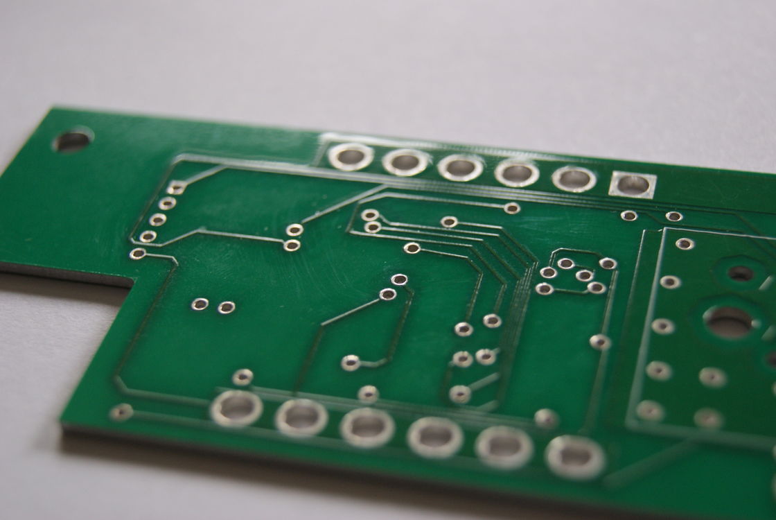 0.5/1/2/3/5/8 W Conductividad térmica PCB IMS con pantalla de seda blanca y certificación ISO 9001 2015
