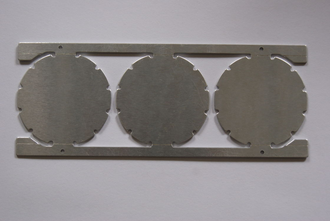 Pintura de superficies de silicona negra con acabado Ni/Au de alta conductividad térmica para PCB metálicos industriales